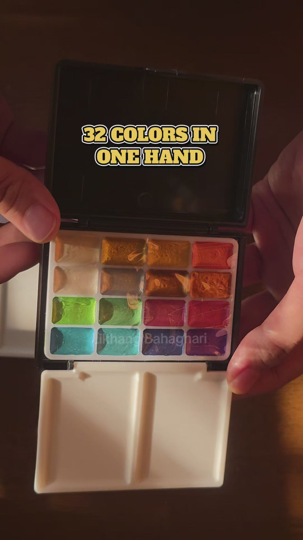 Poezie Palm Box 32 Colors Watercolor Paint Set + Mini Sketchbook and Deckled Paper
